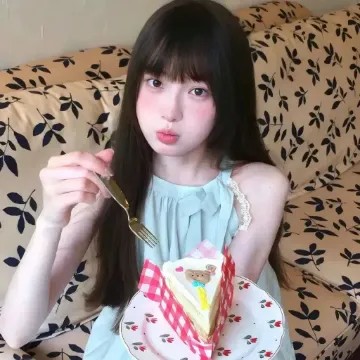 何女士